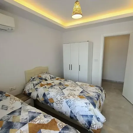 Apartament Flat For Rent At The City Center Of Kusadası
