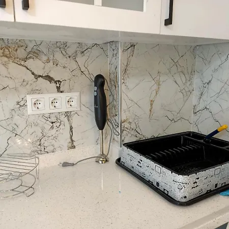 Flat For Rent At The City Center Of Apartament Kusadası